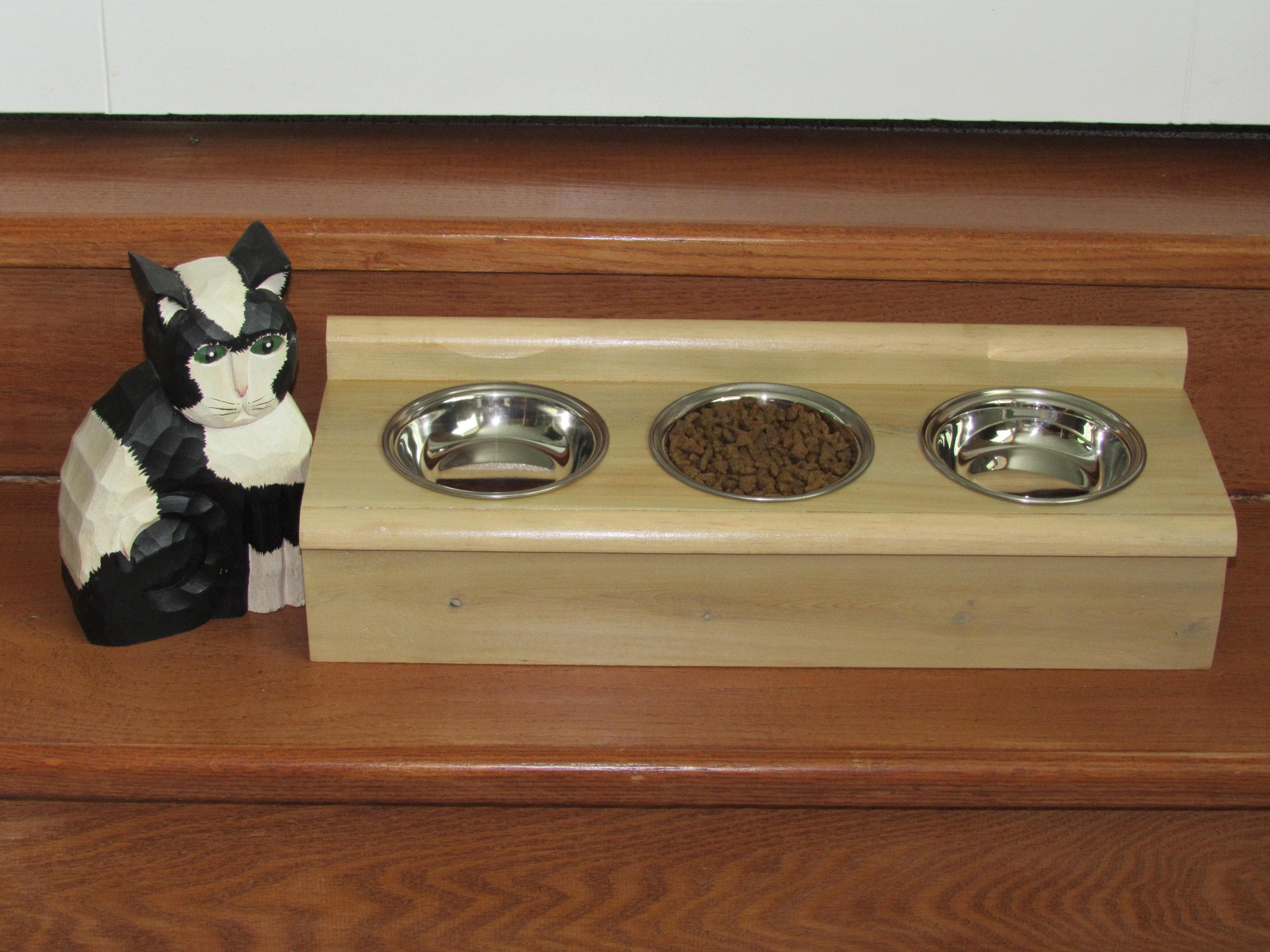 Cedar cat feeder with 3 shallow whisker friendly stainless steel bowls