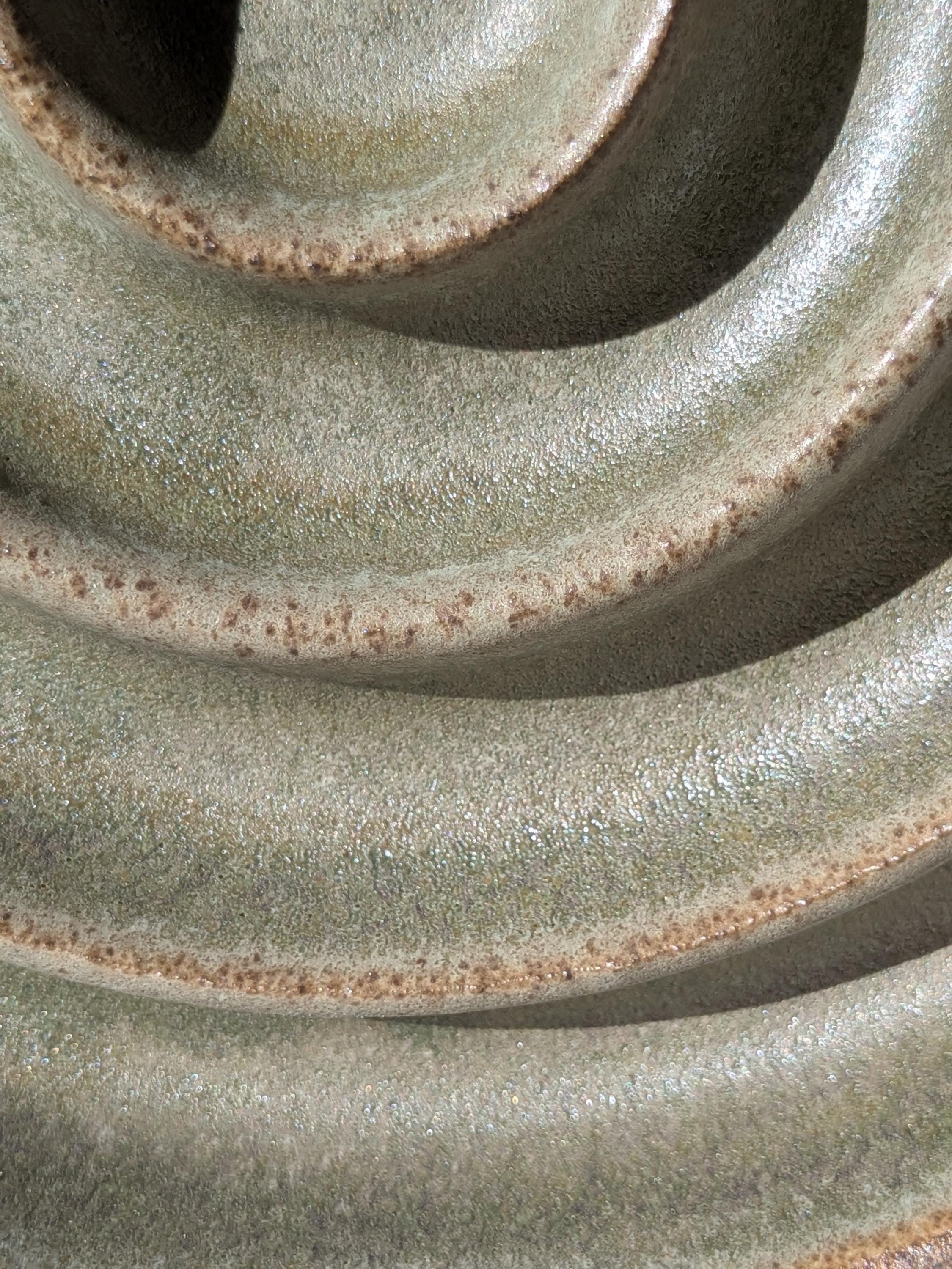 Ceramic Slow Feeder for Cats & Small Dogs – Bowl in Soft Green - Grey Clay – For Relaxed Eating – Gift Pet Owners - Image 3